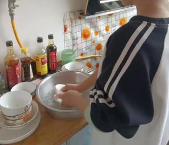 仁寿帮妈妈做家务的收获有哪些？